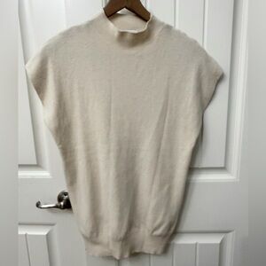 Molly Bracken Cream Sleeveless Mockneck Sweater sz Medium Viscose Blend